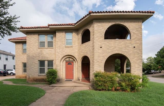 3300 S University Drive - 3300 South University Drive, Fort Worth, TX 76109