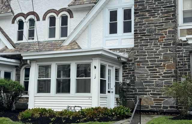 12 W ATHENS AVENUE photos photos