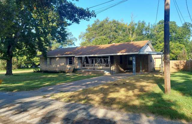 Updated 3 Bedroom 2 Bath Brick House in Trinidad photos photos