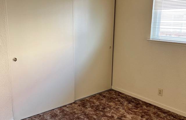 224 Eastside Dr Gallery 2