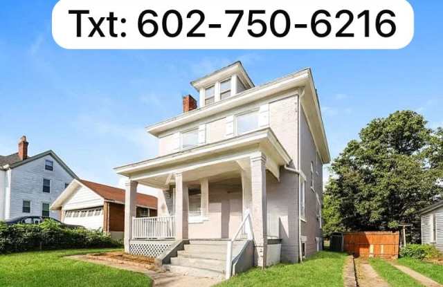 3916 Lovell Ave Gallery 1