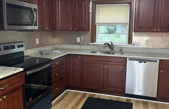 701 Whittaker Avenue Apt - 1 Gallery 2