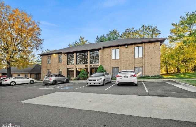 10690 CRESTWOOD Drive Gallery 3