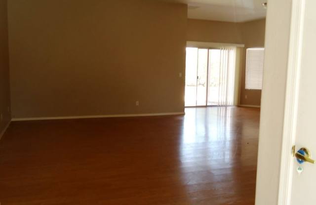 16625 N. 19th Pl. Gallery 3