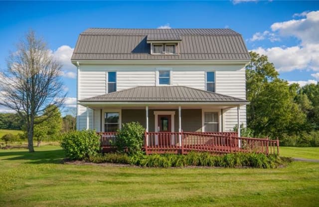 1743 S Center St Ext - 1743 South Center Street, Mercer County, PA 16127