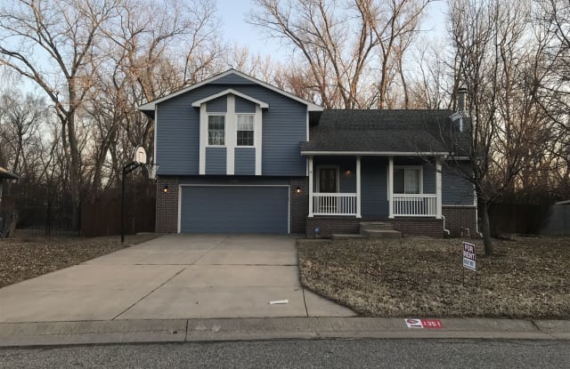 1351 E Longhorn Dr - 1351 Longhorn Drive, Derby, KS 67037