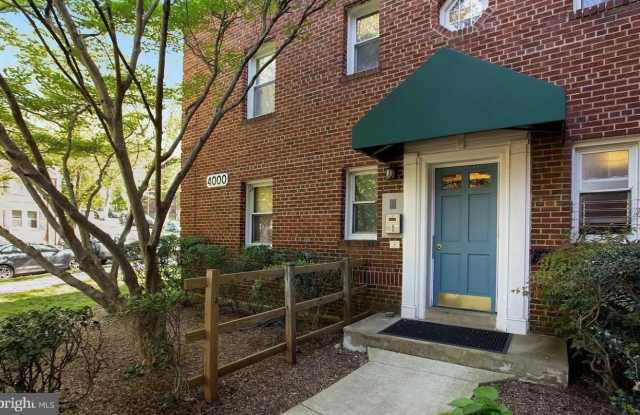 4000 BEECHER Street NW photos photos