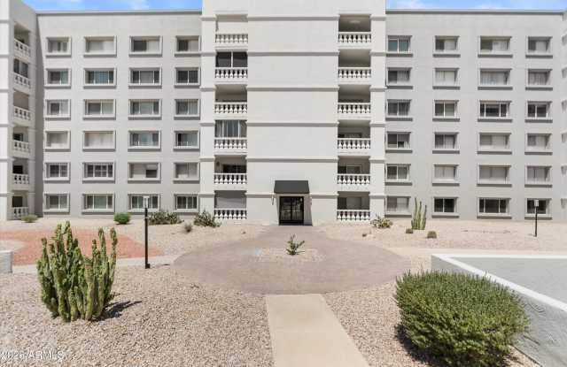 7940 E CAMELBACK Road Gallery 1