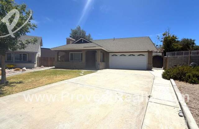 13675 Ruby Circle Gallery 1