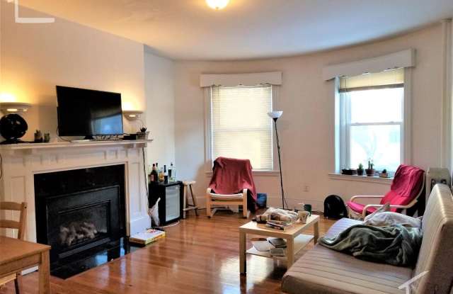 Renovated Apt in Packard's Corner!  $500 Utility Rebate with Promo!  H/HW Included Gallery 3