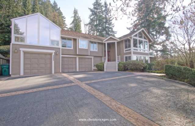 2668 E Lake Sammamish Pkwy NE - 2668 East Lake Sammamish Parkway Northeast, Sammamish, WA 98074