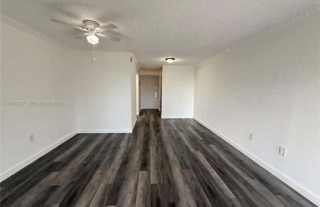 750 NE 195th St - 750 Northeast 195th Street, Ives Estates, FL 33179