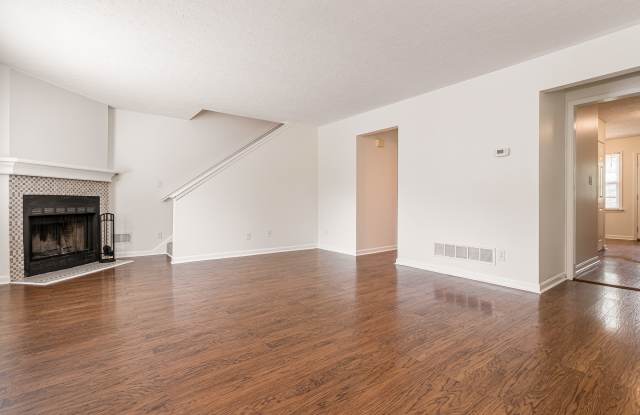 10787 Colonial Woods Ct Gallery 3