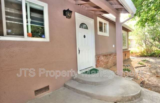 6906 Pin Oak Court Gallery 4