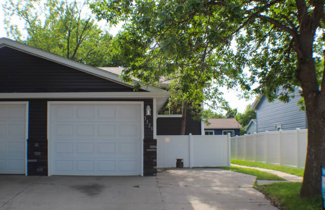 3325 18th Street South - 3325 18th Street South, Fargo, ND 58104