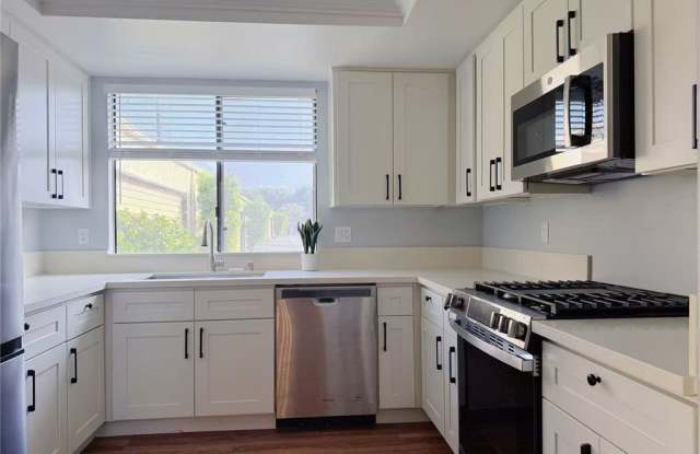 239 LINWOOD Avenue - 239 Linwood Avenue, Monrovia, CA 91016 239 LINWOOD Avenue - 239 Linwood Avenue, Monrovia, CA 91016