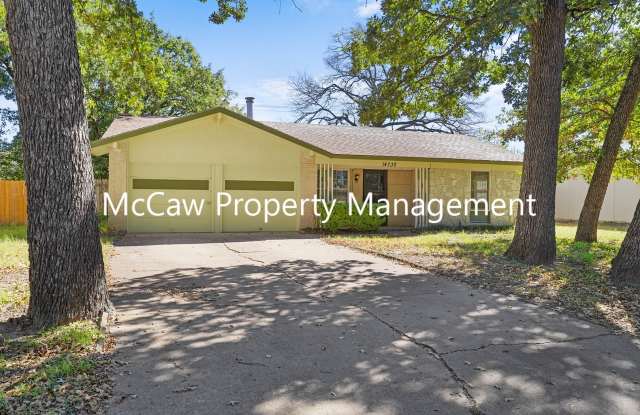 Great 3/1.5 in Balch Springs! - 14732 Oakwood Lane, Balch Springs, TX 75180