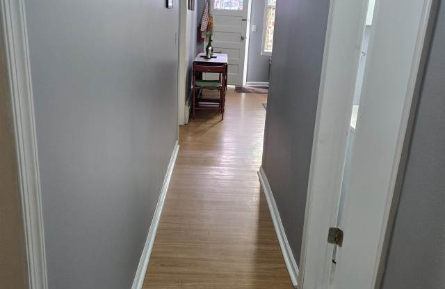 239 FULTON AVE Gallery 4