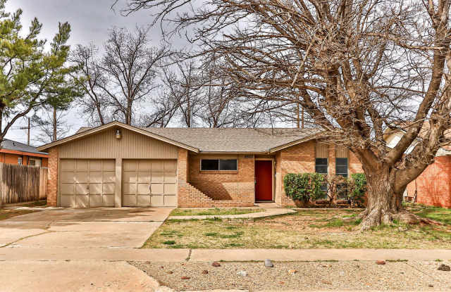 Great House Located Just North Of Marsha Sharp  Quaker! photos photos