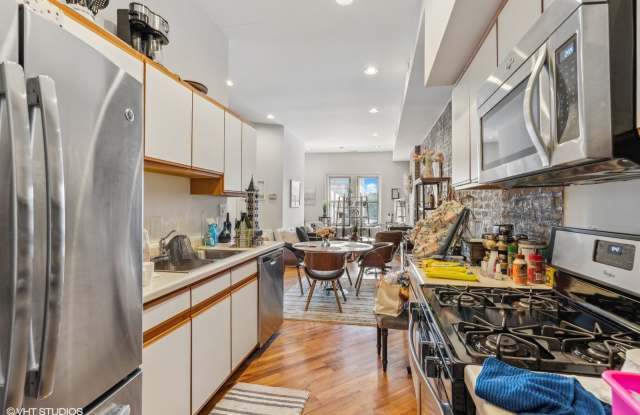 1156 W Grand Avenue Gallery 4