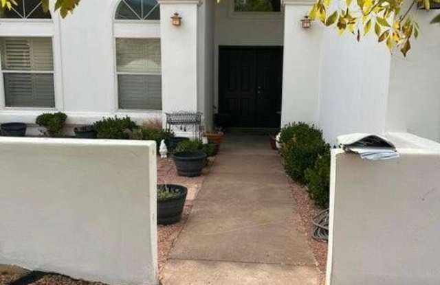 6357 CALLE DEL RIO Gallery 3