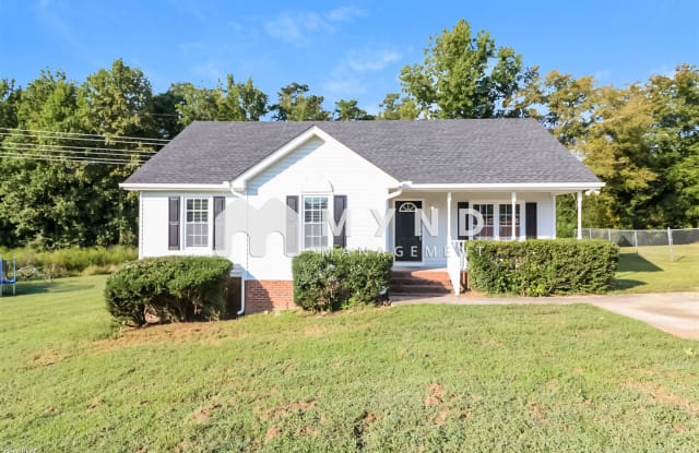 1084 Holly Pointe Dr - 1084 Holly Pointe Drive, Wendell, NC 27591