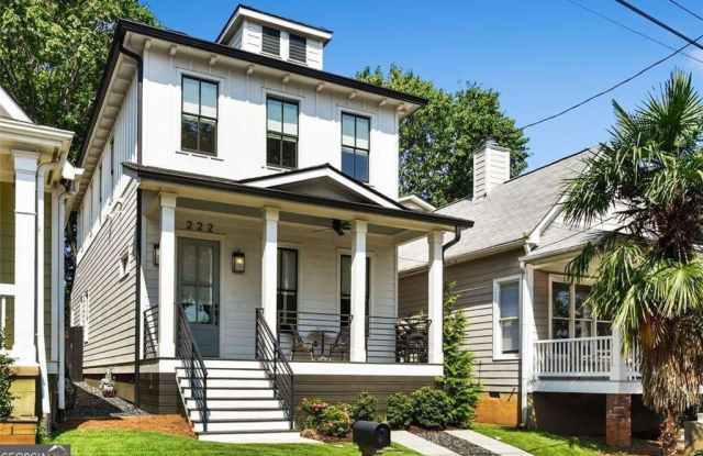 222 Lampkin Street Gallery 3