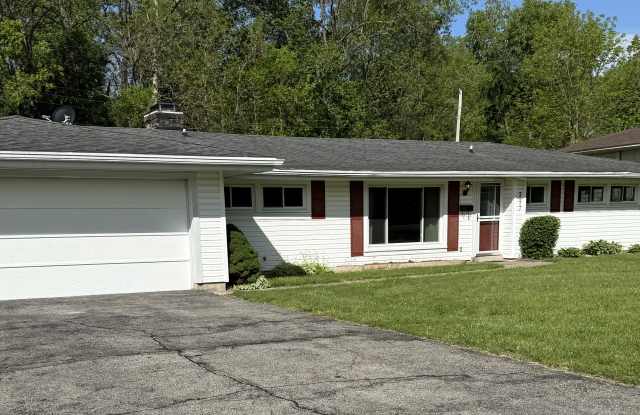 317 West Dr photos photos
