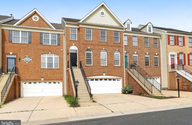 22616 WELBORNE MANOR Square Gallery 3
