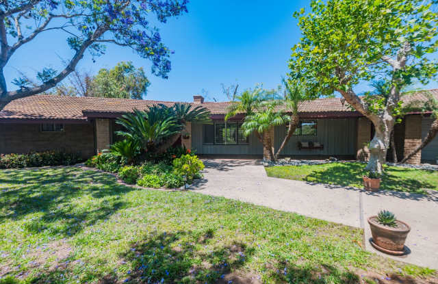 3 Bedroom Ranch-Style Home on Avocado Grove Property in South Morro Hills photos photos