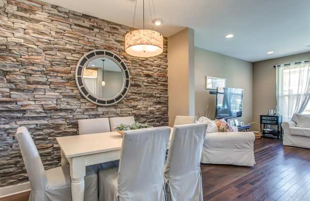 2063 Bungalow Dr, NW Gallery 2