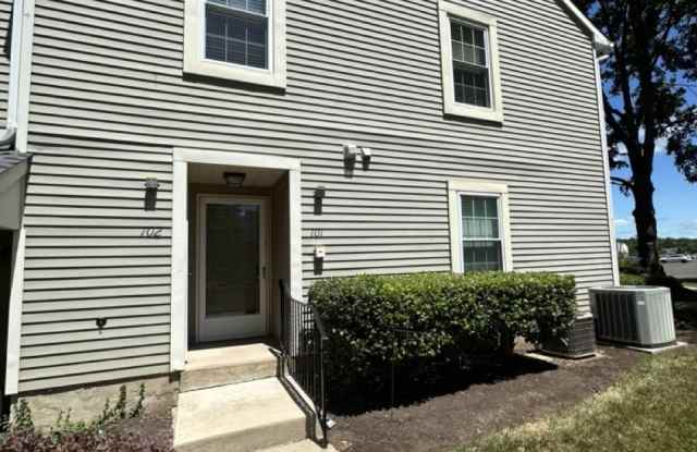 102 SOCIETY PLACE photos photos