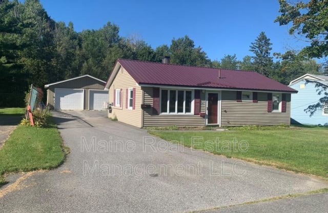 187 Thornton Rd. - 187 Thornton Road, Bangor, ME 04401
