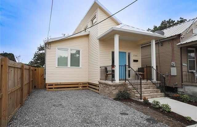 1735 LOUISA Street photos photos