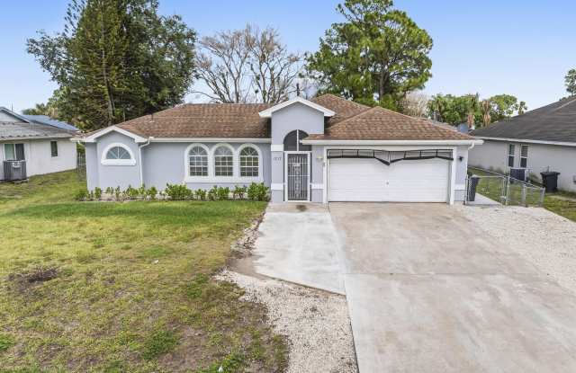 1717 SW Burlington Street photos photos