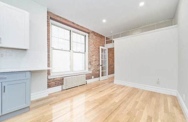 207 West 10th Street Gallery 2