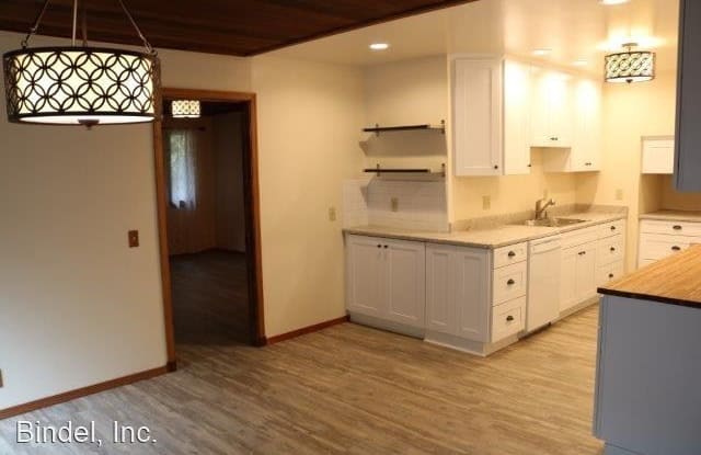 146 Wisteria LN - 146 Wisteria Lane, Humboldt County, CA 95503