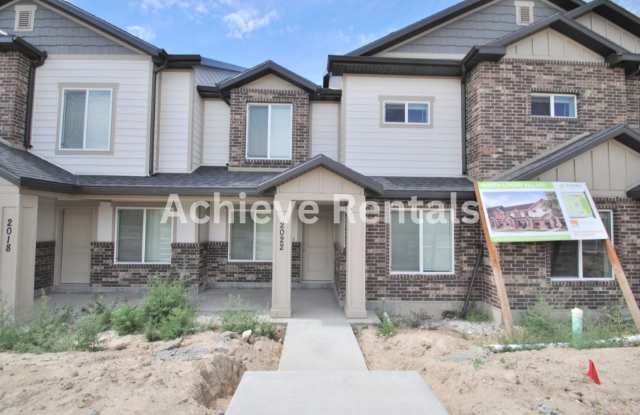 2022 N 380 E #35 photos photos