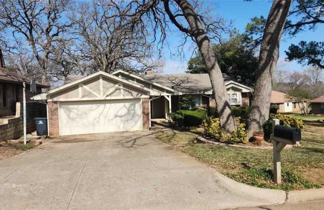2601 Cloud Court - 2601 Cloud Court, Arlington, TX 76017