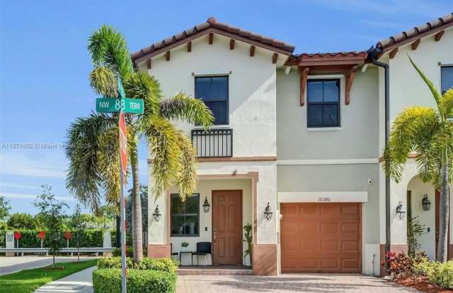 10380 NW 88th Ter photos photos