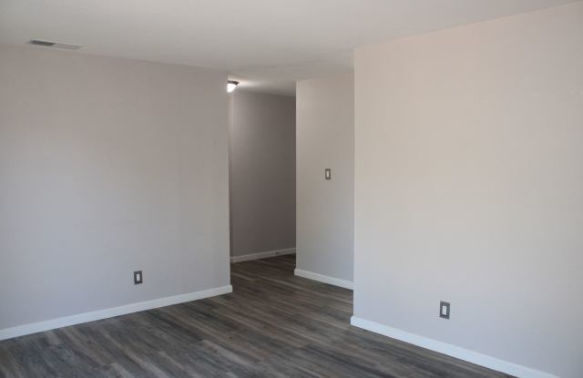 10404 Abbottford Way Gallery 4