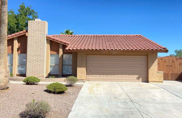 8740 Cremona photos photos