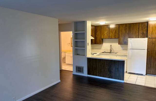 1-Bed Condo in Heart of Mission Valley! photos photos