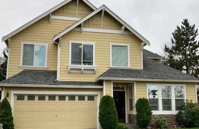 11581 179th Ct NE - 11581 179th Place Northeast, Redmond, WA 98052
