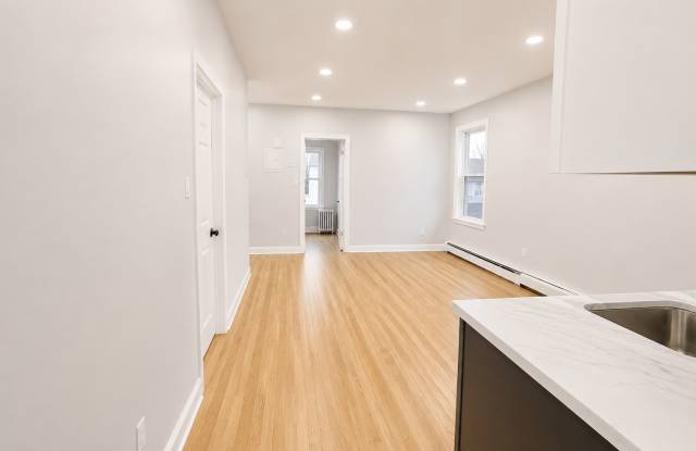 10 Rodwell Avenue Gallery 4
