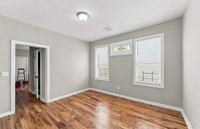 422 Woodside Avenue - 3 Gallery 3