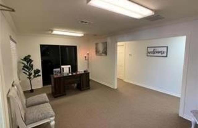 1322 CORPORATE SQUARE Drive Gallery 3