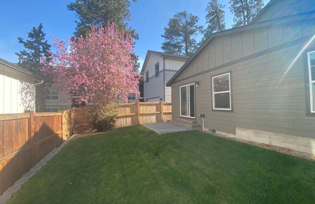 3 Bed 2.5 Bath renal home in Central Bend! Gallery 1