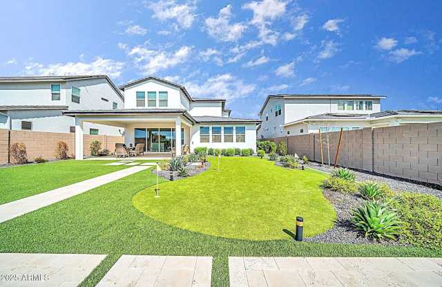 17329 W GRETNA Street photos photos