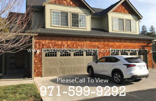 232 North Maple Lane - 232 North Maple Lane, Sisters, OR 97759